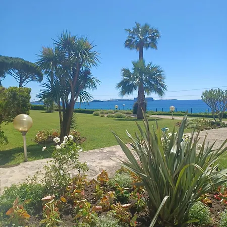 아파트 Vue Panoramique Chateau De La *