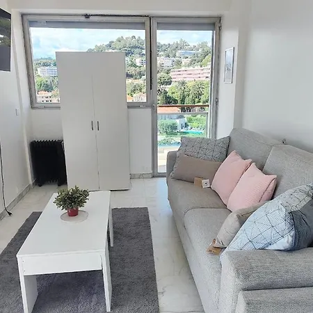 Апартаменты Vue Panoramique Chateau De La Канны